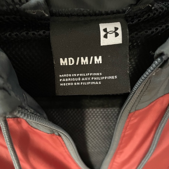 Under Armour Legacy Windbreaker - Picture 3 of 3